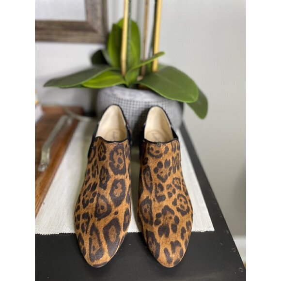 Lifestride Slip-On Booties Gilmore Leopard Women's Size 7W - Picture 6 of 13